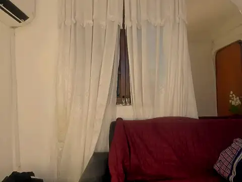 Snapshot of nahomy_ryans chatting on 12-05-25, 05:31 nahomy ryans online show from 12-05-25, 05:31