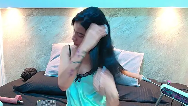 Dixie grey1 online show from 10-02-25, 02:13