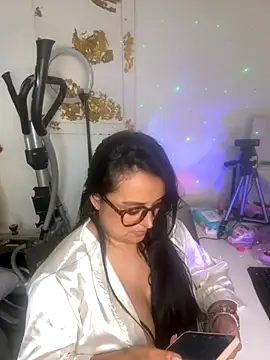 Snapshot of hotadhara01 chatting on 10-01-25, 03:23 hotadhara01 online show from 10-01-25, 03:23