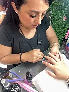 Snapshot of hotadhara01 chatting on 10-26-25, 04:24 hotadhara01 online show from 10-26-25, 04:24