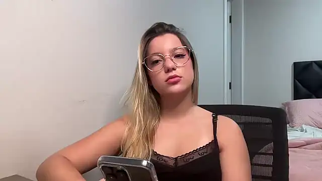 estanislaumalu online show from 12-04-25, 12:09