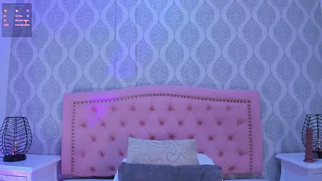 Snapshot of OnlyGia chatting on 12-22-25, 07:55 OnlyGia online show from 12-22-25, 07:55