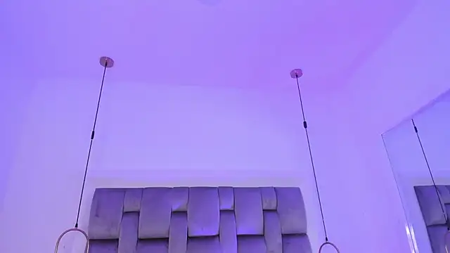 Snapshot of OnlyGia chatting on 01-19-26, 04:05 OnlyGia online show from 01-19-26, 04:05