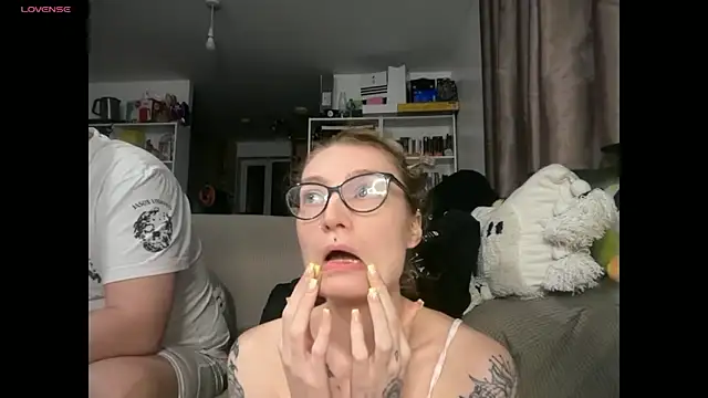 harleyblair online show from 03-25-26, 10:38