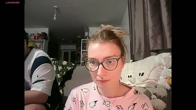 harleyblair online show from 04-15-26, 09:59