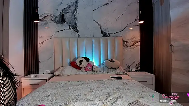 Snapshot of soy_kylebrown chatting on 10-17-25, 03:36 soy kylebrown online show from 10-17-25, 03:36