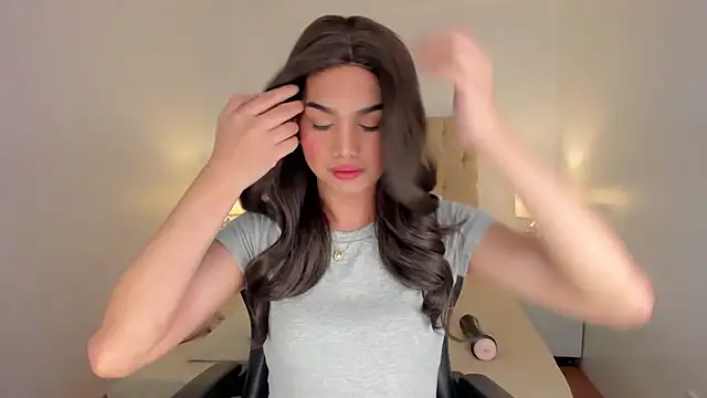 Snapshot of lovableXnaughty_lily chatting on 11-15-25, 01:40 lovableXnaughty lily online show from 11-15-25, 01:40