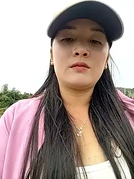 asian 2k online show from 11-01-25, 01:40