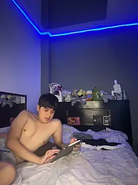 Kailertwink online show from 06-03-26, 12:46