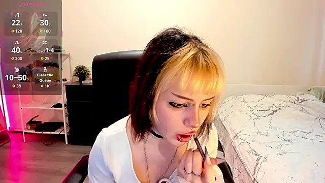 LiyaLuna online show from 12-02-25, 11:26