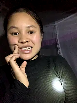 NhuFox online show from 11-26-25, 01:01