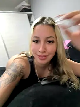 Snapshot of miagarcia250 chatting on 11-04-25, 04:39 miagarcia250 online show from 11-04-25, 04:39