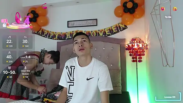 AmelieAndAce online show from 10-09-25, 12:47