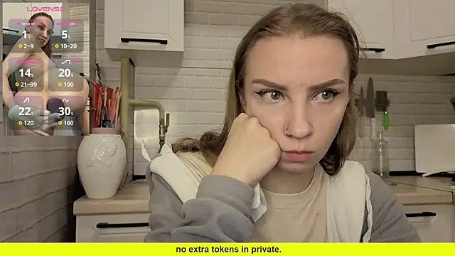 Snapshot of Edena_ chatting on 04-25-26, 10:40 Edena online show from 04-25-26, 10:40