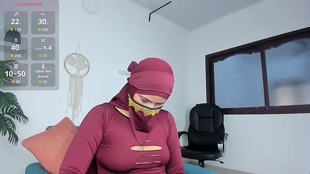 Snapshot of zali_mahamed chatting on 10-11-25, 10:14 zali mahamed online show from 10-11-25, 10:14