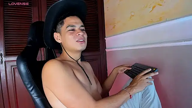 edy play online show from 10-30-25, 05:09