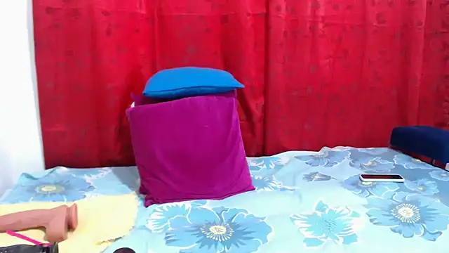 Snapshot of Sexysquirtmommy chatting on 06-16-26, 10:01 Sexysquirtmommy online show from 06-16-26, 10:01