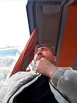 Snapshot of mert0359 chatting on 12-02-25, 01:28 mert0359 online show from 12-02-25, 01:28