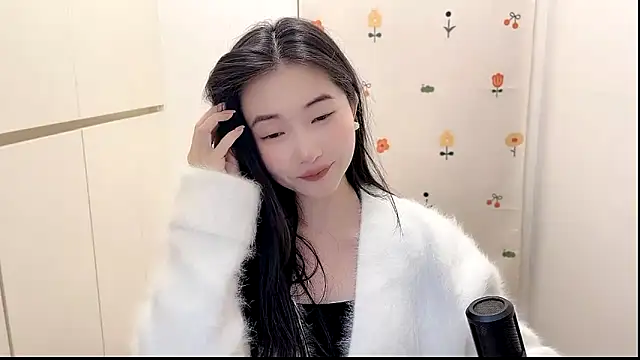 Rosalind xixi online show from 10-25-25, 02:56