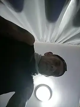 Snapshot of mexhotbi chatting on 03-03-26, 08:26 mexhotbi online show from 03-03-26, 08:26