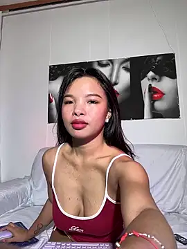 Snapshot of Sessash chatting on 05-17-26, 12:52 Sessash online show from 05-17-26, 12:52
