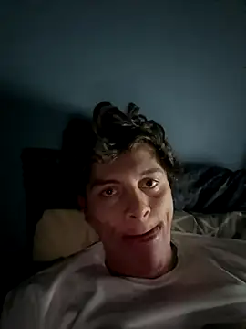 Snapshot of AmMadness chatting on 11-22-25, 09:47 AmMadness online show from 11-22-25, 09:47