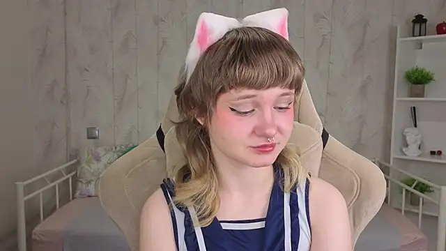 Tori Cutie online show from 05-20-26, 12:06
