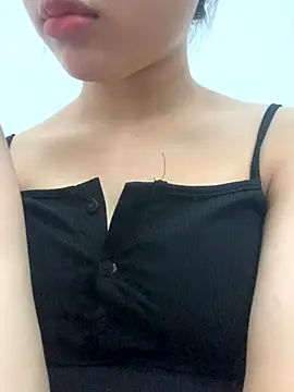 Snapshot of Nguyenha11 chatting on 09-20-25, 06:25 Nguyenha11 online show from 09-20-25, 06:25