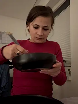 Snapshot of IsabellaEtha chatting on 10-26-25, 10:25 IsabellaEtha online show from 10-26-25, 10:25