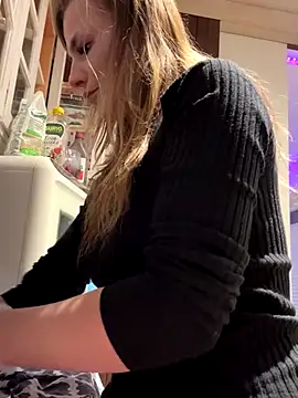 Snapshot of IsabellaEtha chatting on 10-29-25, 04:48 IsabellaEtha online show from 10-29-25, 04:48