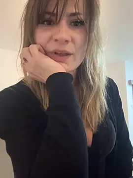 Snapshot of IsabellaEtha chatting on 02-18-26, 09:00 IsabellaEtha online show from 02-18-26, 09:00