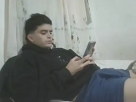 Snapshot of Rodrigo99_9 chatting on 04-30-26, 02:56 Rodrigo99 9 online show from 04-30-26, 02:56