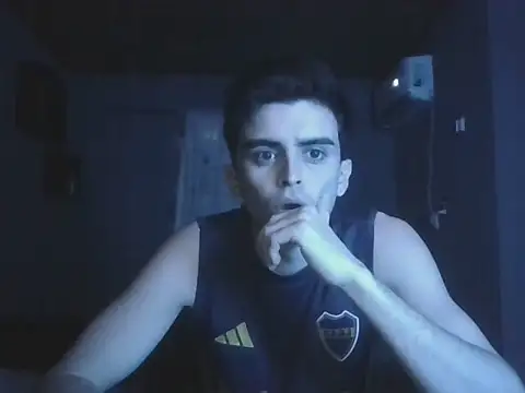 Snapshot of Rodrigo99_9 chatting on 06-07-26, 06:22 Rodrigo99 9 online show from 06-07-26, 06:22