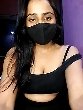 Snapshot of Amisha2 chatting on 10-27-25, 04:22 Amisha2 online show from 10-27-25, 04:22