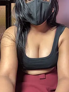 Snapshot of Amisha2 chatting on 02-25-26, 08:24 Amisha2 online show from 02-25-26, 08:24