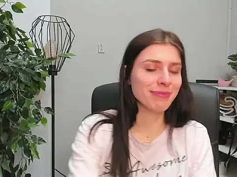 Snapshot of dreamPIA chatting on 02-05-26, 04:33 dreamPIA online show from 02-05-26, 04:33