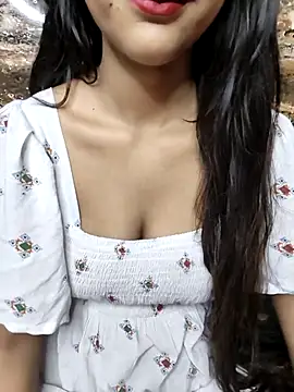 Indian-Aleena online show from 10-22-25, 03:34