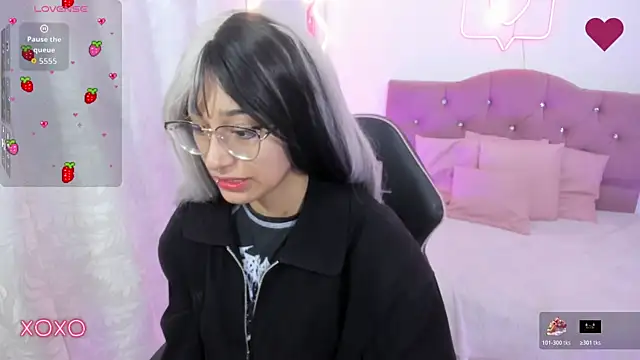 Snapshot of HANNI_TAY chatting on 12-03-25, 11:41 HANNI TAY online show from 12-03-25, 11:41