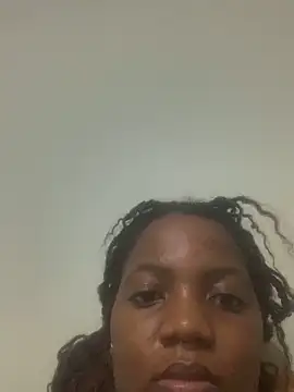 Snapshot of llxay chatting on 02-14-26, 12:29 llxay online show from 02-14-26, 12:29