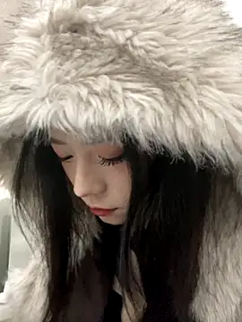 yuanyuanzi99 online show from 11-14-25, 11:09