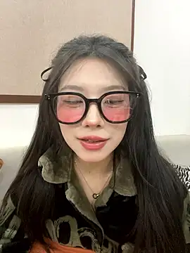 yuanyuanzi99 online show from 01-10-26, 06:09