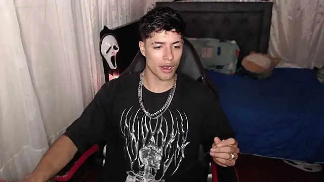 Snapshot of jacobbiker chatting on 02-17-26, 03:36 jacobbiker online show from 02-17-26, 03:36