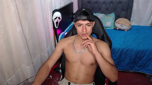 Snapshot of jacobbiker chatting on 02-23-26, 04:43 jacobbiker online show from 02-23-26, 04:43