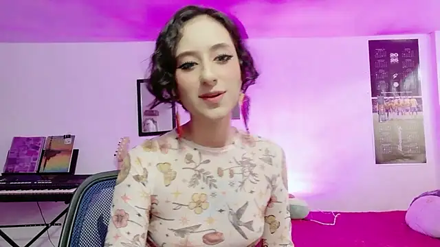 Snapshot of atenea_dragon__ chatting on 01-11-26, 08:25 atenea dragon online show from 01-11-26, 08:25