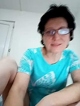 Snapshot of Vera_Elle chatting on 10-26-25, 06:14 Vera Elle online show from 10-26-25, 06:14