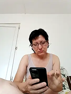 Snapshot of Vera_Elle chatting on 11-06-25, 08:04 Vera Elle online show from 11-06-25, 08:04