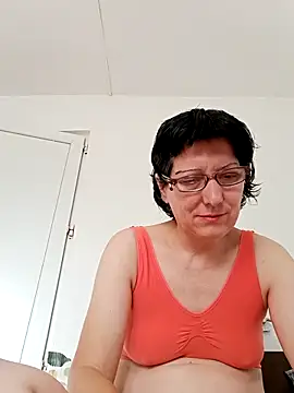 Snapshot of Vera_Elle chatting on 11-26-25, 07:20 Vera Elle online show from 11-26-25, 07:20