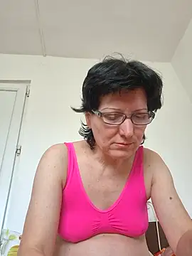 Snapshot of Vera_Elle chatting on 02-11-26, 12:54 Vera Elle online show from 02-11-26, 12:54