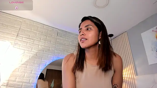 Snapshot of scarletbaker_ chatting on 09-26-25, 07:07 scarletbaker online show from 09-26-25, 07:07