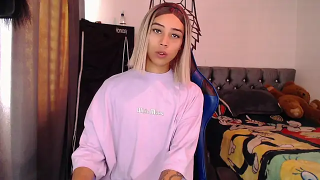 Sweet-Cris online show from 10-02-25, 02:13